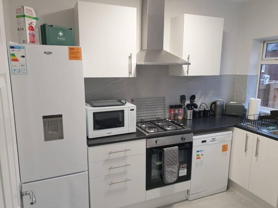 Chester Le Street Amythyst 3 Bedroom House ภายนอก รูปภาพ